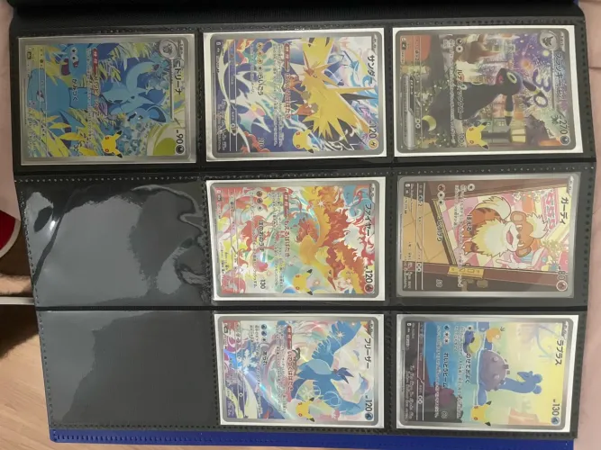 Lote de cartas Pokémon 15% da liga