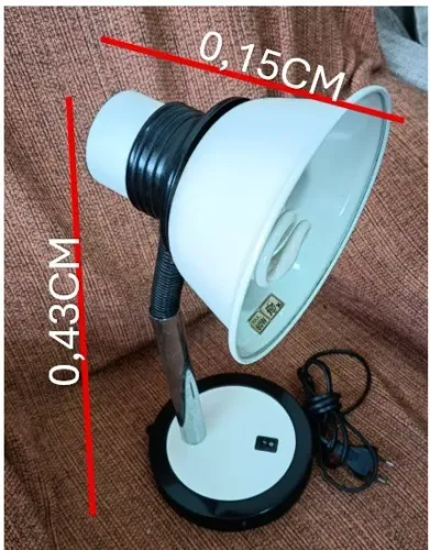 LUMINARIA DE ESCRITÓRIO BRANCA COM PRETO