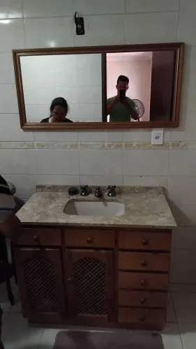 Jogo de banheiro com espelho