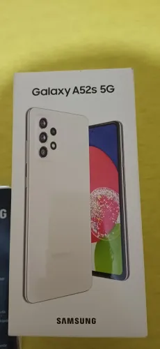 VENDO CELULAR