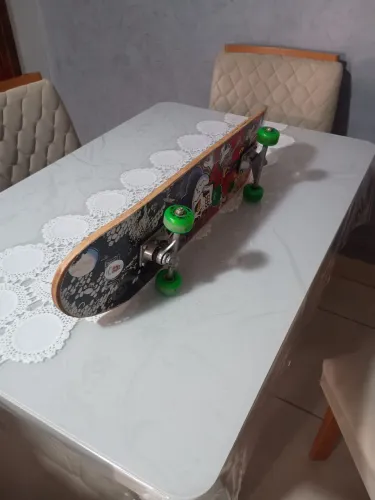 Vendo Skate Semi Novo