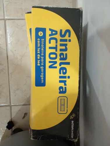 Sinaleira para garagem com luz de led