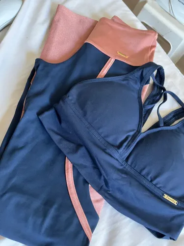 Conjunto de academia azul marinho