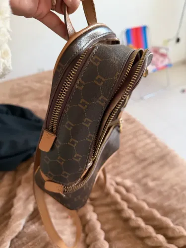 Mochila Couro Luz da Lua
