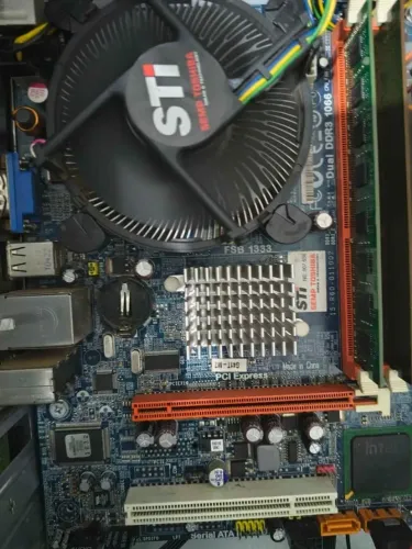 Placa Mae e Core2Duo e7500 3GB DDR3 (bios não salva)