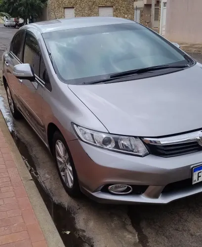 Honda Civic Sedan LXR 2.0 Flexone 16V Aut. 4P 2014