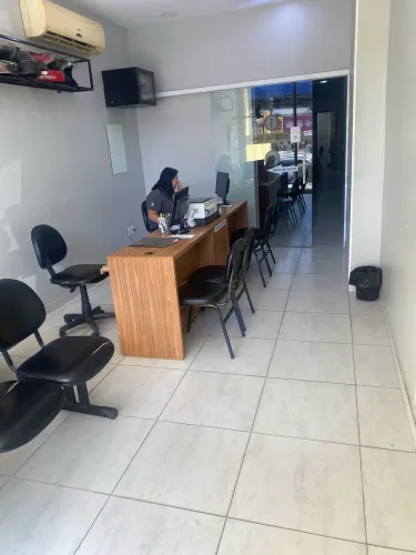 Loja no centro do Lote XV