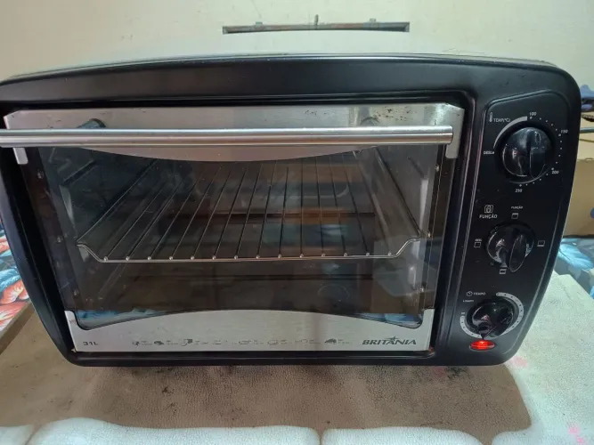 Forno elétrico Britânia 31L