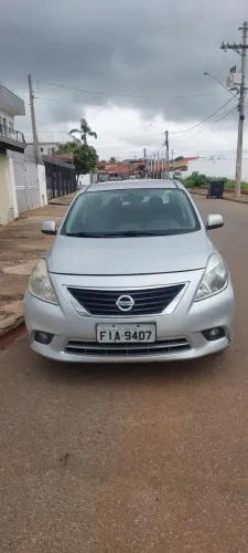 Nissan Versa SL 1.6 16V Flex Fuel 4P Mec. 2013