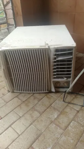 . Vende-se um ar condicionado 7500 com garantia preço 400 r$ 0, *