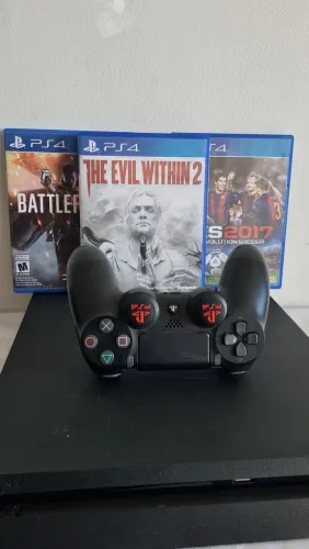 Playstation 4 Slim Funcionando Perfeitamenfe com 3 Jogos e 1 controle
