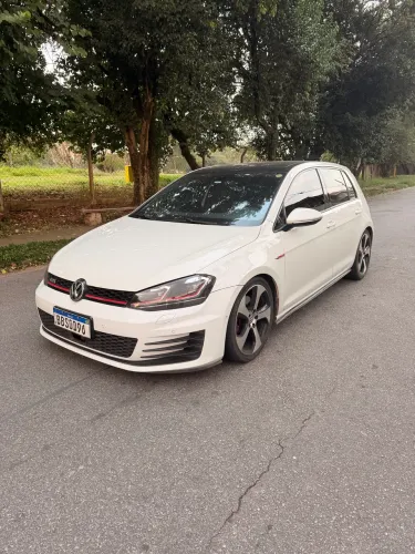 Volkswagen Golf GTI 2.0 TSI 220cv Aut. 2017