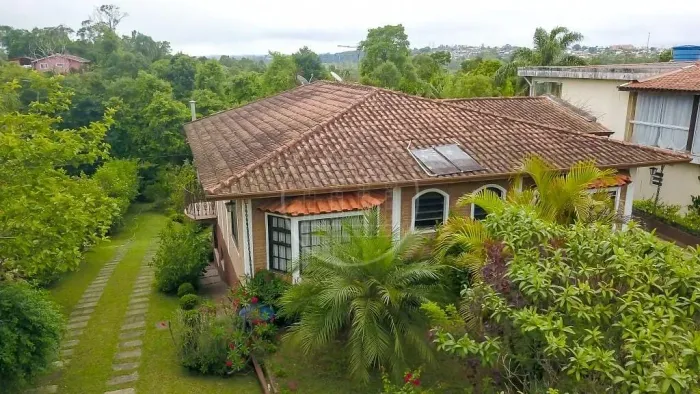 Casa térrea à venda em Condomínio de Alto Padrão