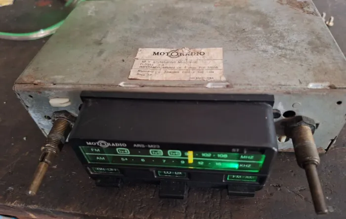 Rádio Motoradio AM/FM ARS-M23 2 canais