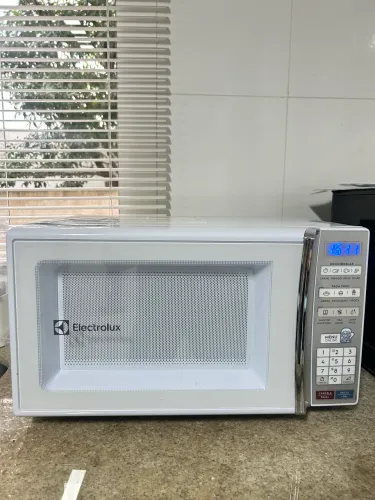 Microondas Electrolux 220V 27 litros