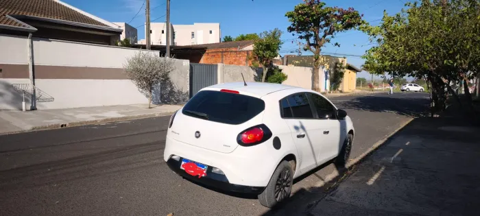 Fiat Bravo Essence Dualogic 1.8 Flex 16V 5P 2013