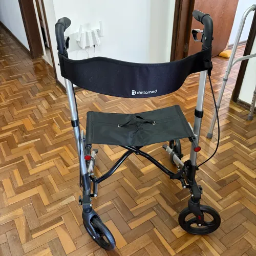 Andador de Alumínio Compacto 4 Rodas Dellamed D14