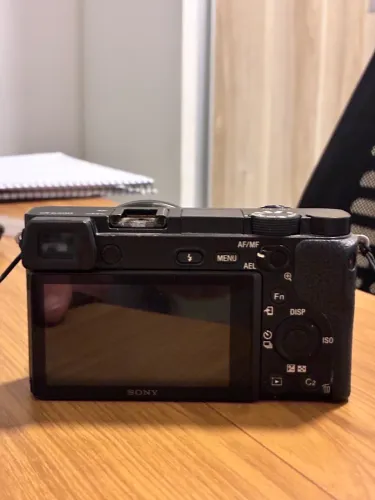 Sony A6300 + 16-50 kit