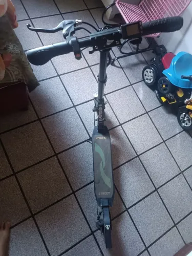 Vendo patinete elétrico bem novo 