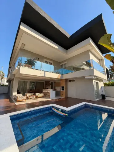 Casa à venda no Alphaville Eusébio