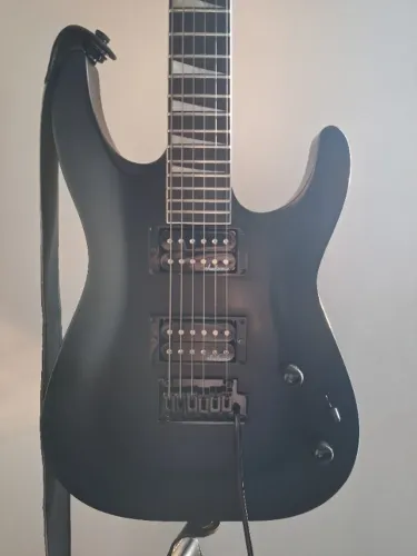 Guitarra Jackson JS22