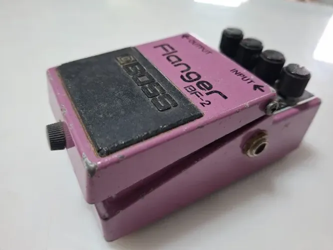 Pedal de efeito Boss BF-2 Flanger