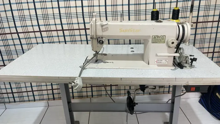 Máquina de Costura Industrial SunStar KM-250B - Completa