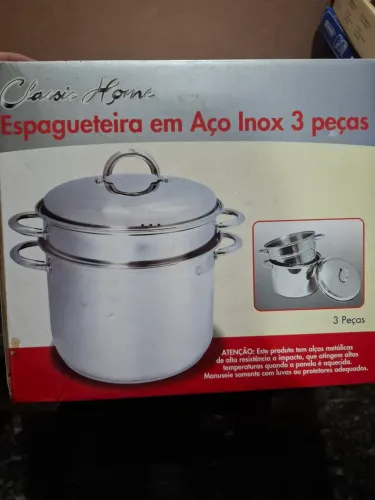 Espagueteira em inox.