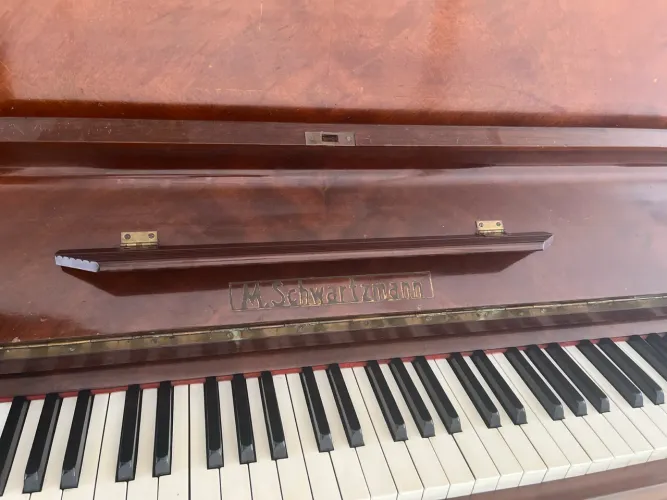 Piano M. Schwartzmann