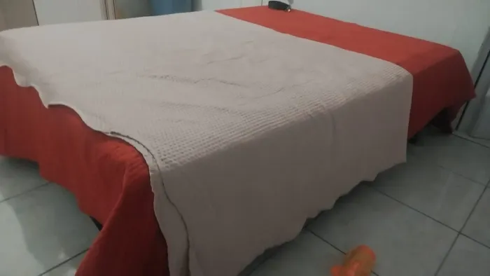 Cama a venda