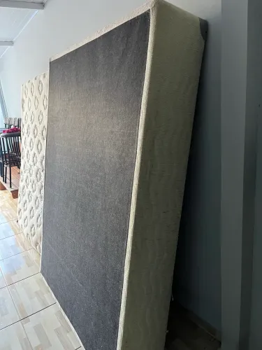 Doa-se cama Box com base