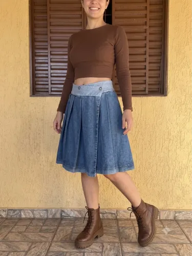 Saia farm jeans plissada tamanho 42 linda