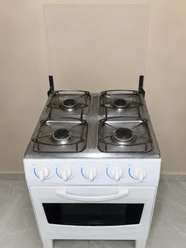 Fogão 4 bocas - PRA VENDER RÁPIDO