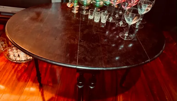 Mesa oval dobrável antiguidade