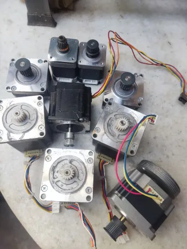 kit com 7 Nema 23 + 2 Nema 17 - Motores