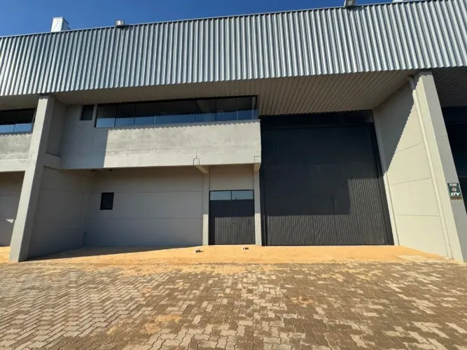 Pavilhão para alugar, 350 m² por R$ 12.100,00/mês - Rubem Berta - Porto Alegre/RS