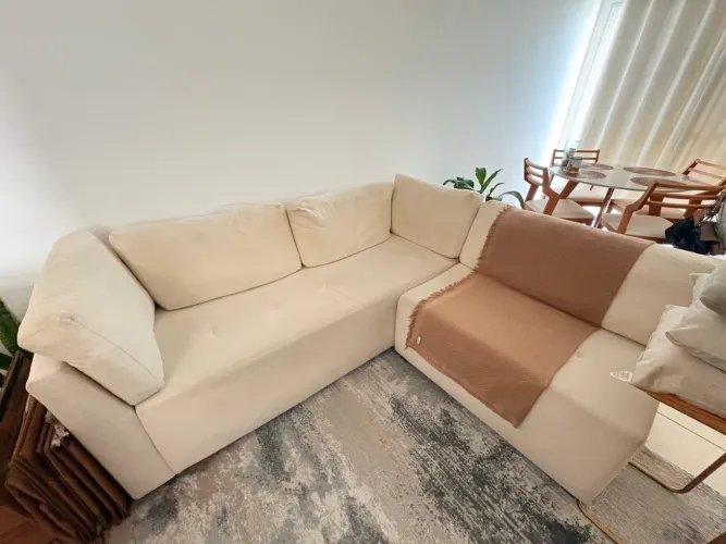 VENDO SOFÁ BRANCO TECIDO BOUCLÉ
