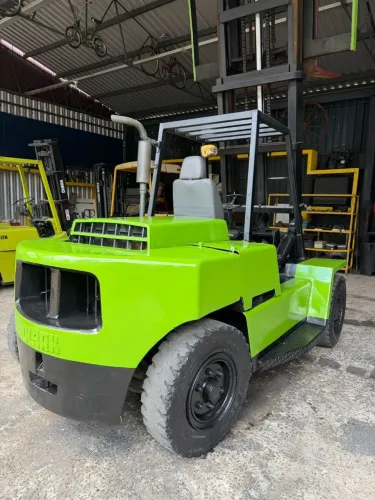 Empilhadeira Clark 7ton DieselQ20B Perkins