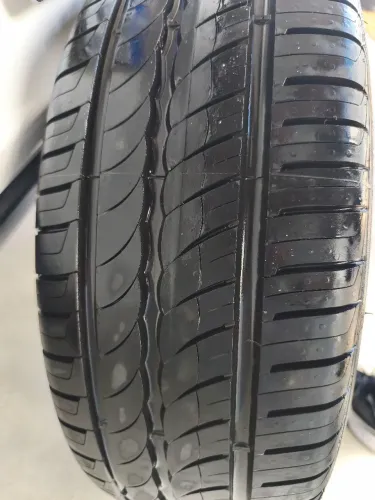 1 Pneu Pirelli P1 Cinturado 195 65 15