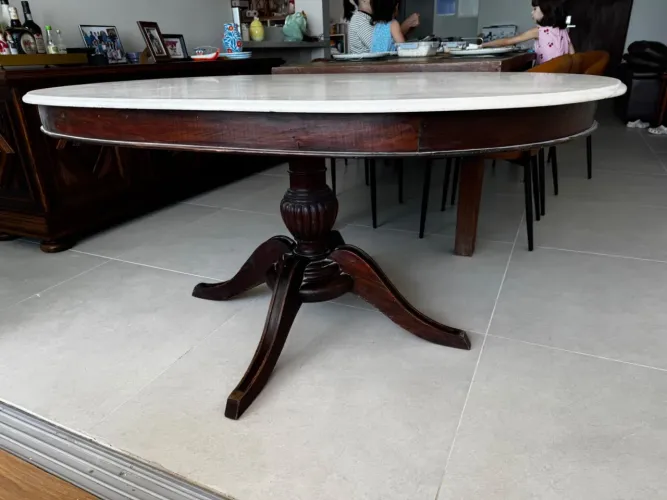 Mesa de Jantar Redonda