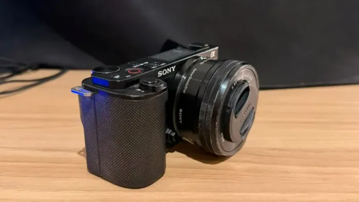 Câmera Sony ZV-E10
