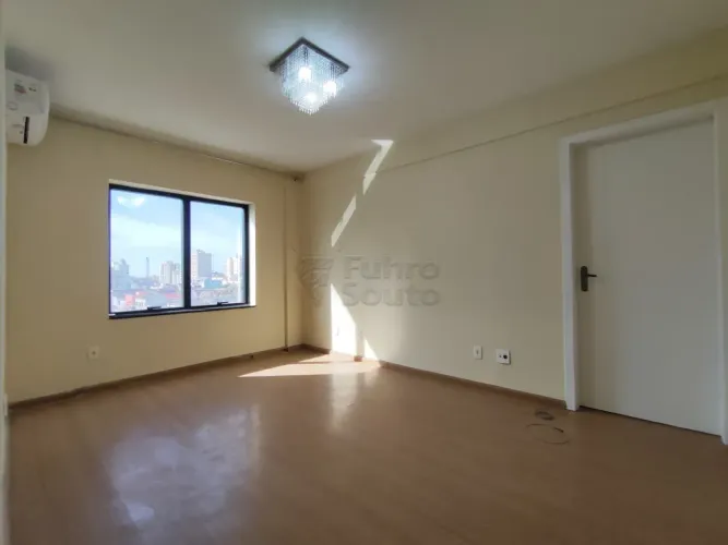 APARTAMENTO À VENDA NO CRYSTAL PALACE ? CENTRO DE PELOTAS!