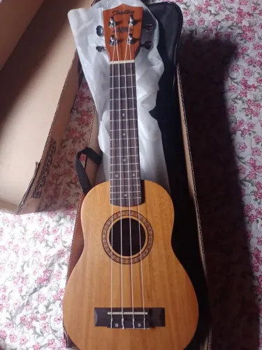 Vendo-se ukulele