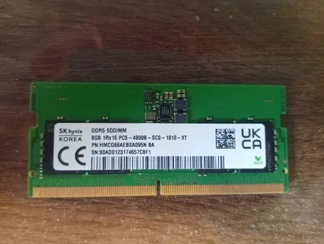 Memoria 8 GB DDR5 SODIMM 4800 SK Hynix - NOVA