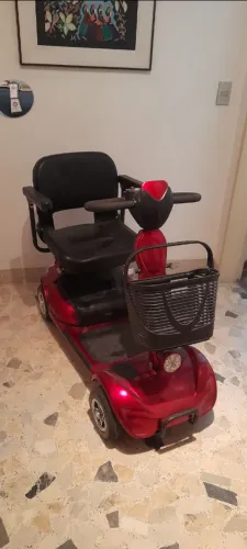 Scooter Mobilitys usada, leia o texto