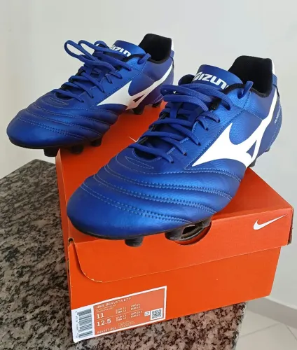 Chuteira Campo Mizuno Morelia Club Tam 43!!!