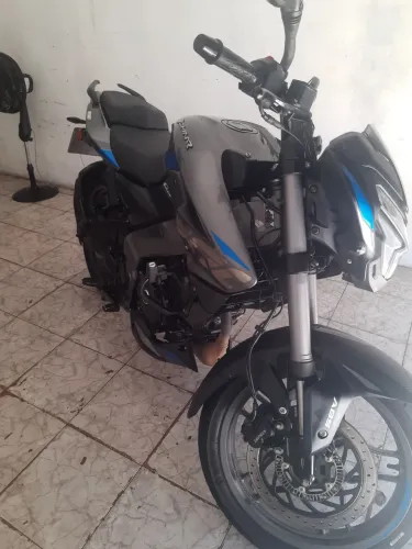 BAJAJ NX 200 cc ANO 2026
