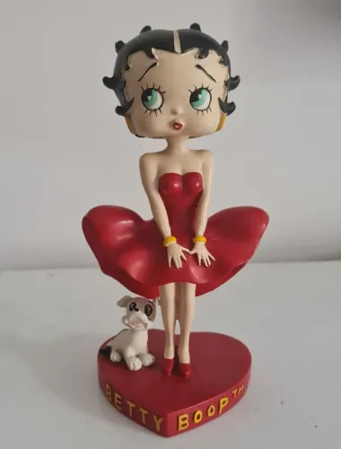 Boneca Betty Boop em resina 19cm