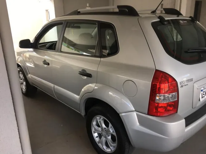 Hyundai Tucson 2.0 16V Mec. 2012