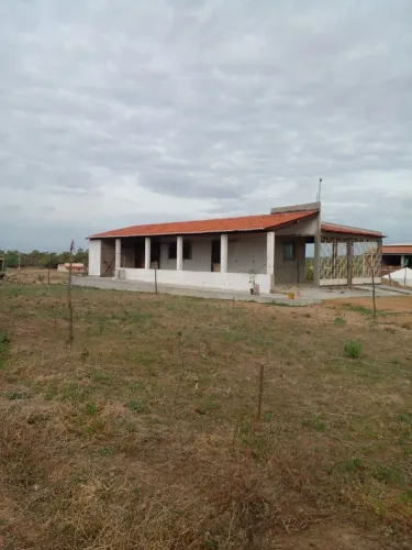 CASA NOVA À VENDA + TERRENO AMPLO | SOUSA-PB<br>